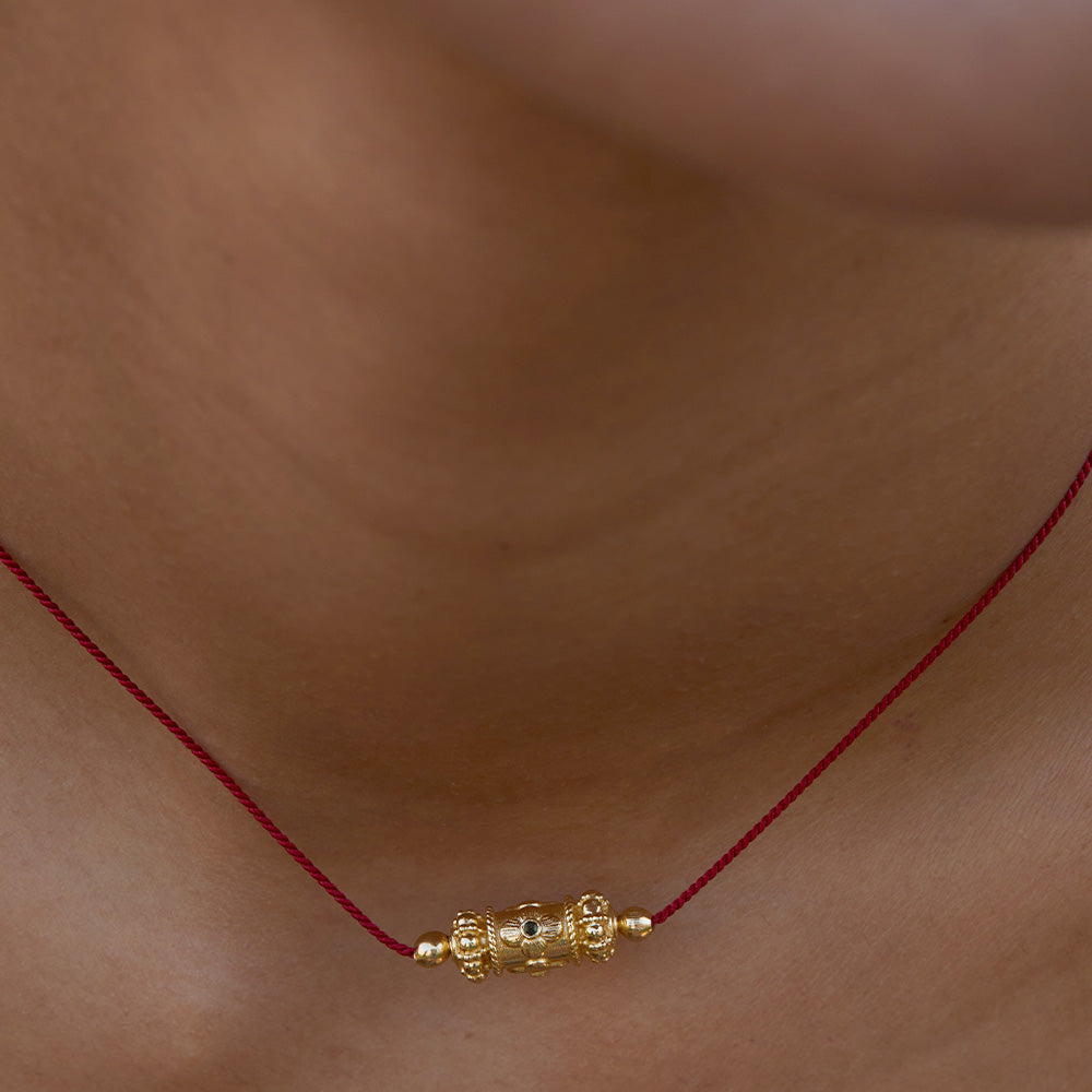 Choker Rakhi My Queen fil rouge