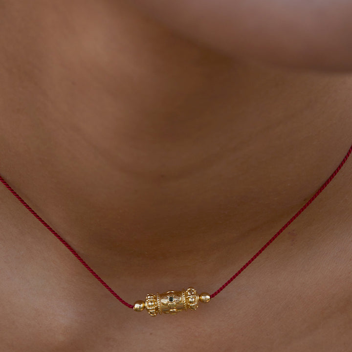 Choker Rakhi My Queen fil rouge