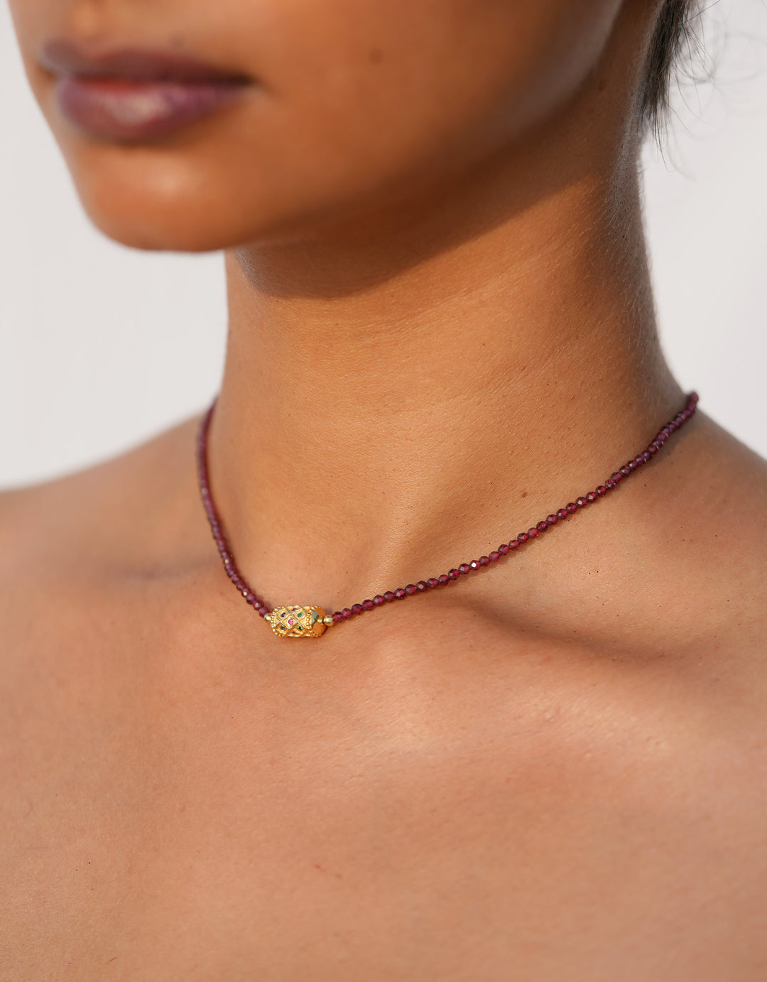Choker Rakhi I See You Stones 2