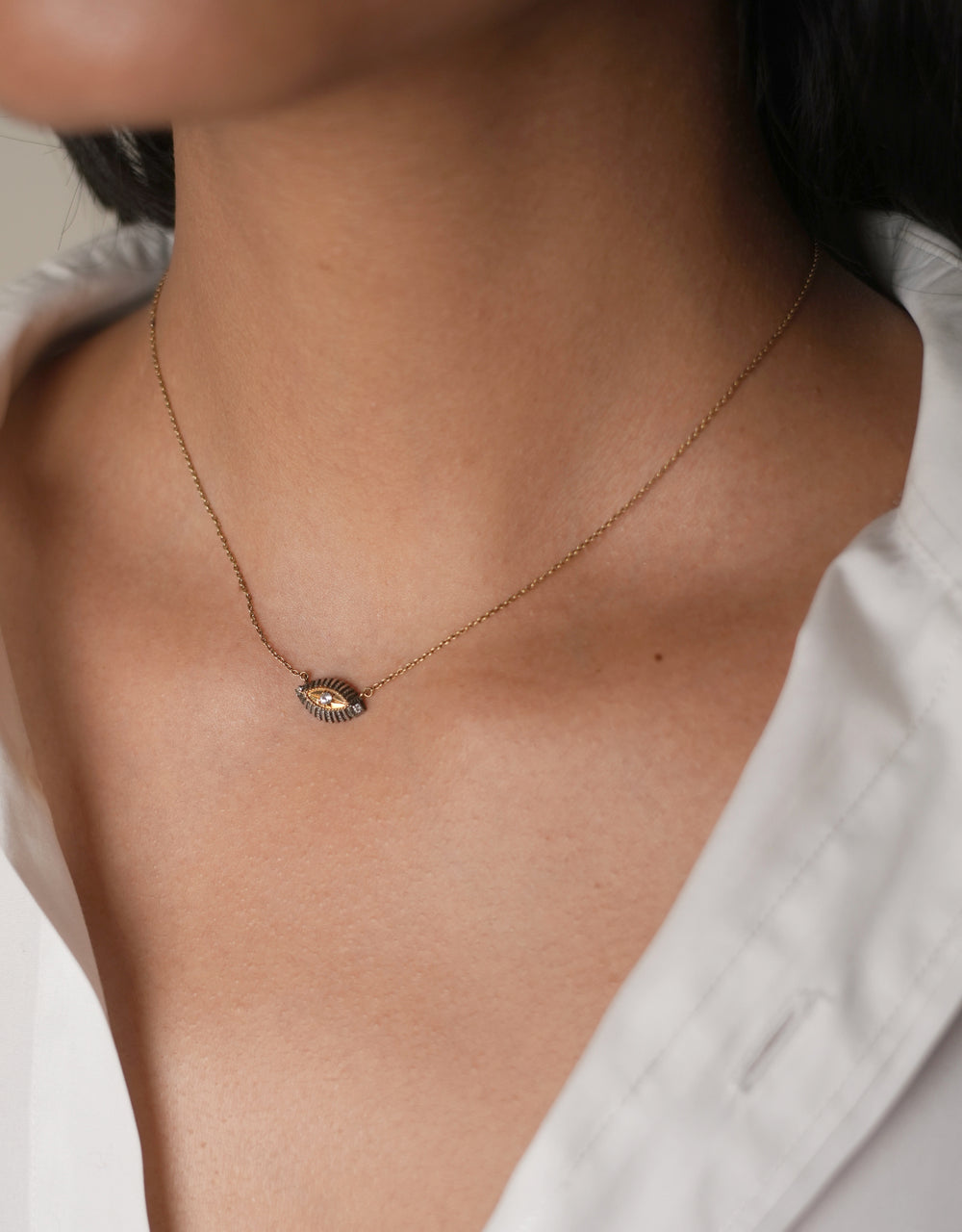 Collier Milte argent doré or 24k avec pendentif oeil protection, bijou créateur délicat et élégant