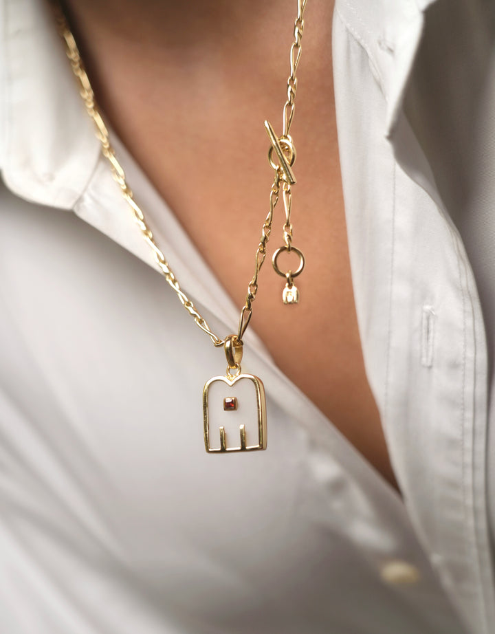 Collier Thali Cristal en laiton doré, pendentif inspiré du Taj Mahal symbolisant l'amour et l'union