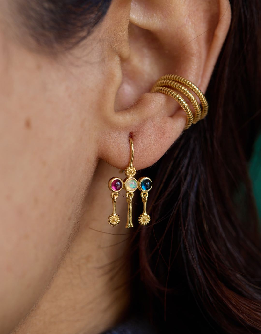 Boucles d'oreilles Frida Mini 2 London Blue Topaz, White Opal, Garnet