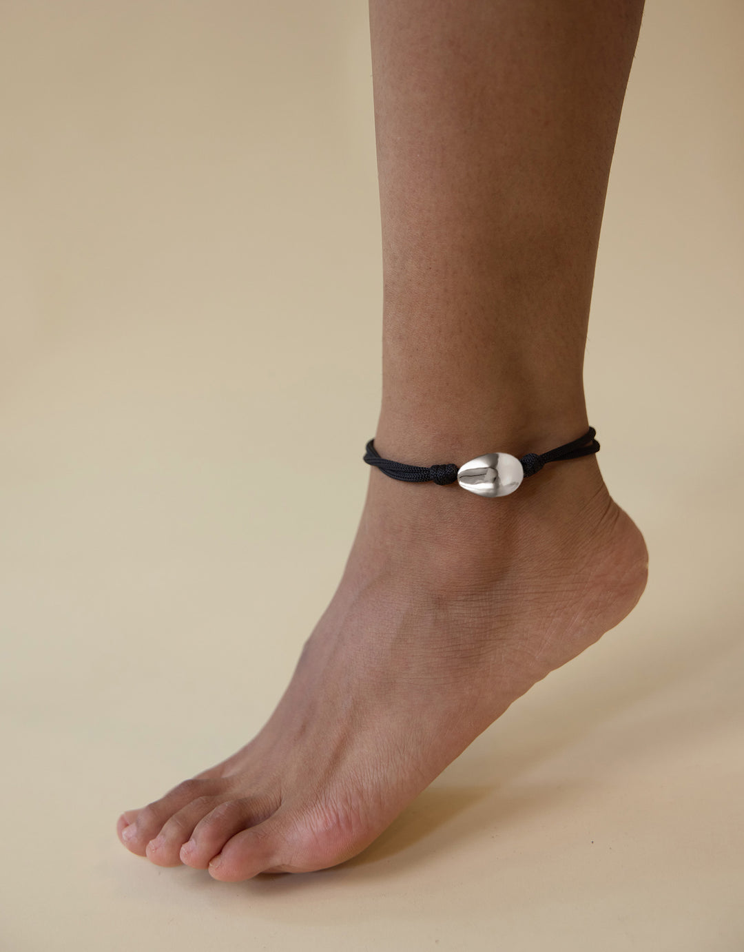 Bracelet de Cheville Naga Argent Fil Noir