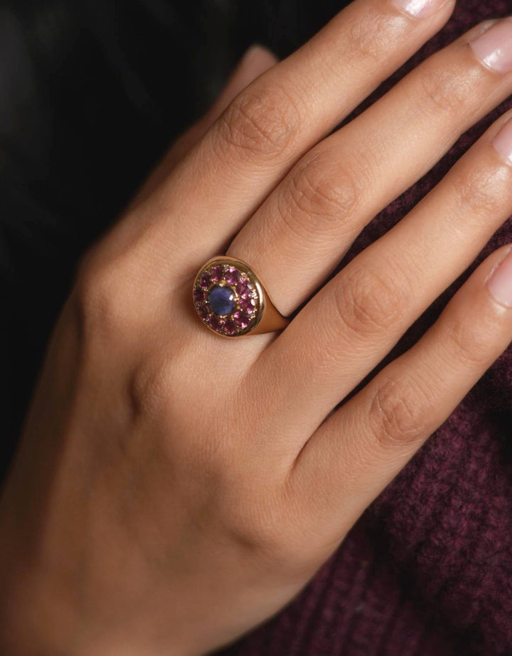 Ring Marigold, Blauer Saphir, Rosa Rhodolith