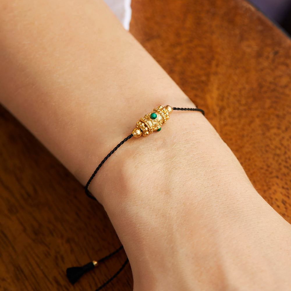 Rakhi 1 Bracelet en malachite fil noir