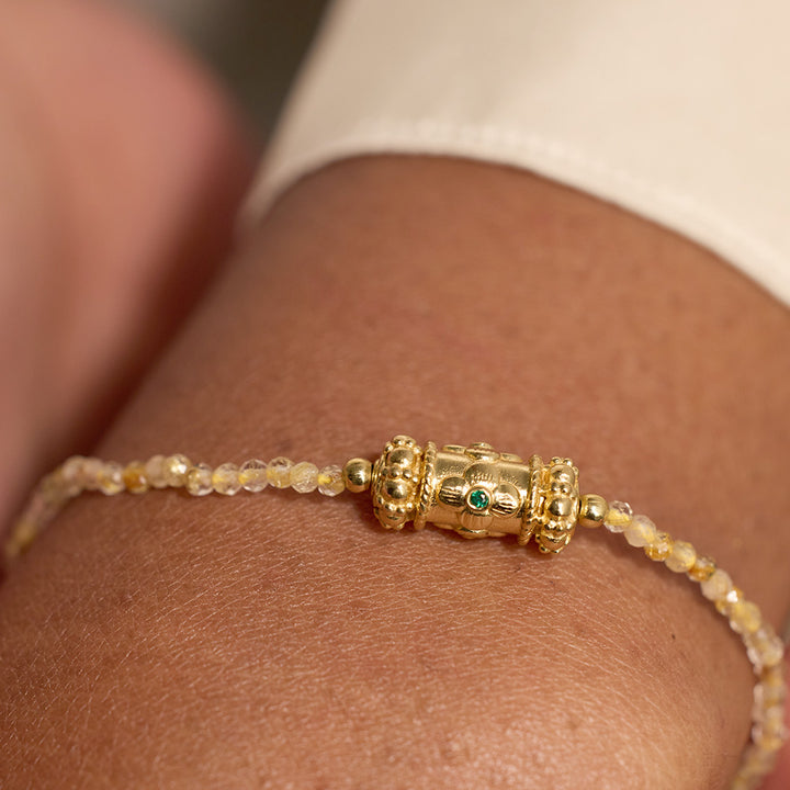 Rakhi My Queen Stones Bracelet