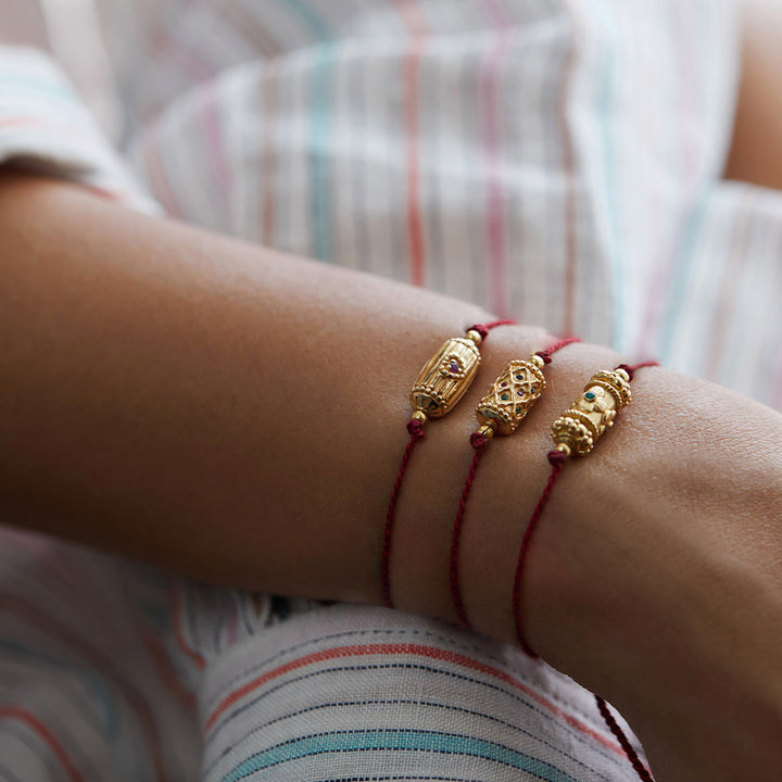 Rakhi I See you fil rouge Bracelet