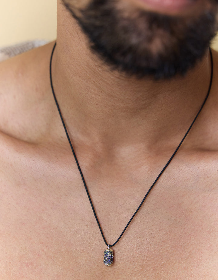 Choker Rakhi Shiva men Fil noir