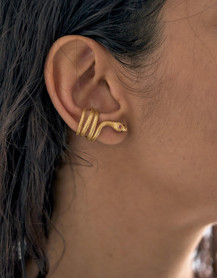 Shakti Earcuff Single Garnet