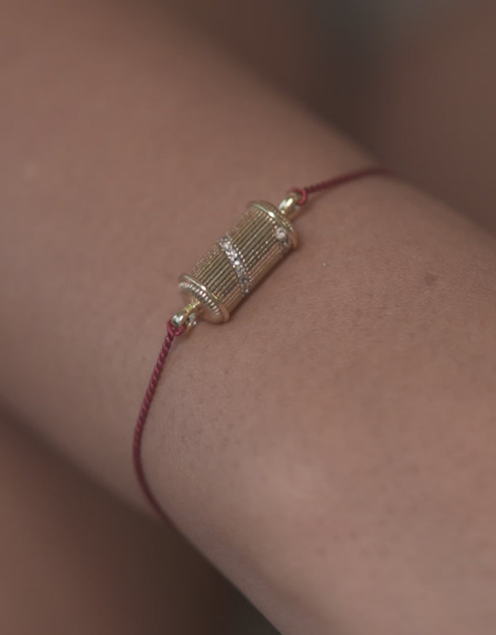Armband Tabiz Spirale Weißer Topas Roter Faden